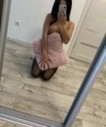 Анкета проститутки Александра - город Киясово, 28 лет, №4240